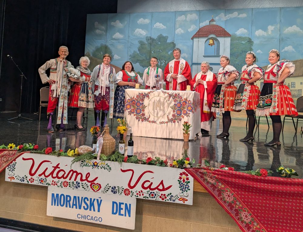 Nedělní sváteční mše